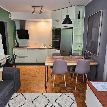 Apartament Rodzinny - Calodobowe Zakwaterowanie, Bezplatny Parking Stary Toruń Esterno foto