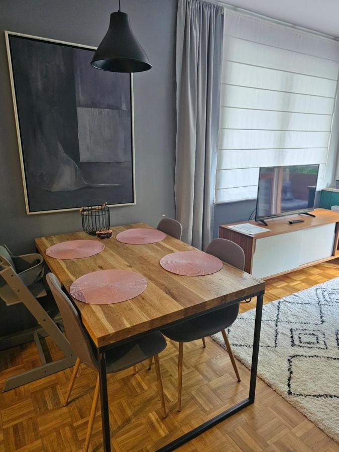 Apartament Rodzinny - Calodobowe Zakwaterowanie, Bezplatny Parking Stary Toruń Esterno foto